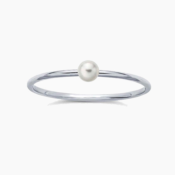 Tiny Solitaire Ring