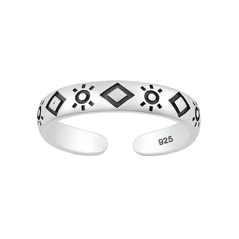 Sun and Diamond Engraved Toe Ring
